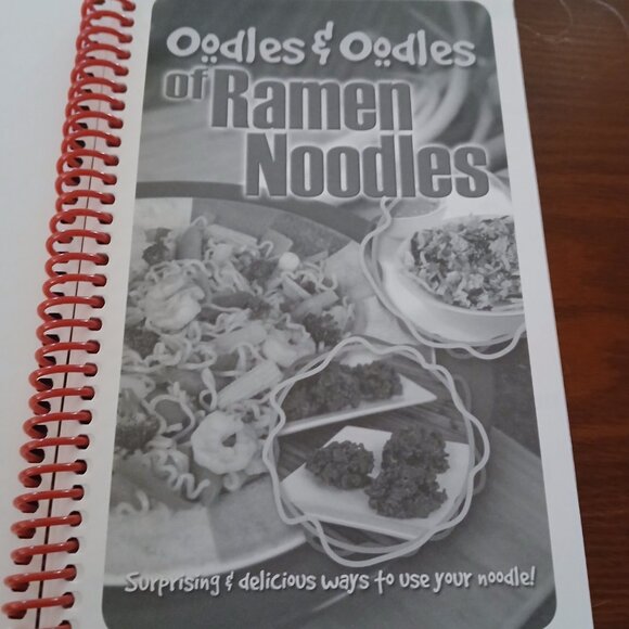 Oodles and Oodles of Ramen Noodles Recipe Book GUC - Picture 6 of 6